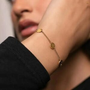 Sabr Shukr Tawakkal bracelet golden Islamic calligraphy jewelry Nur-e-Niqab anti-tarnish