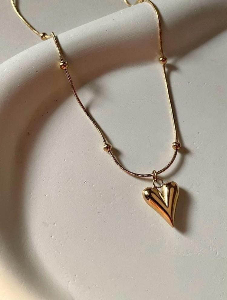 Dainty heart necklace stainless steel anti-tarnish jewelry Nur-e-Niqab